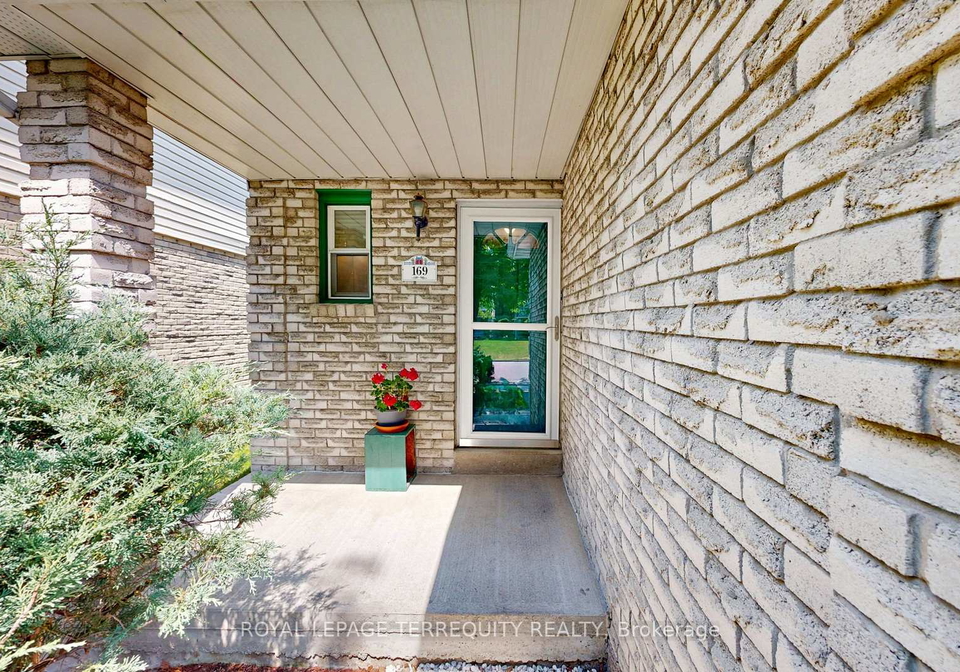 169-adele-crescent-oshawa-ontario-e12296773