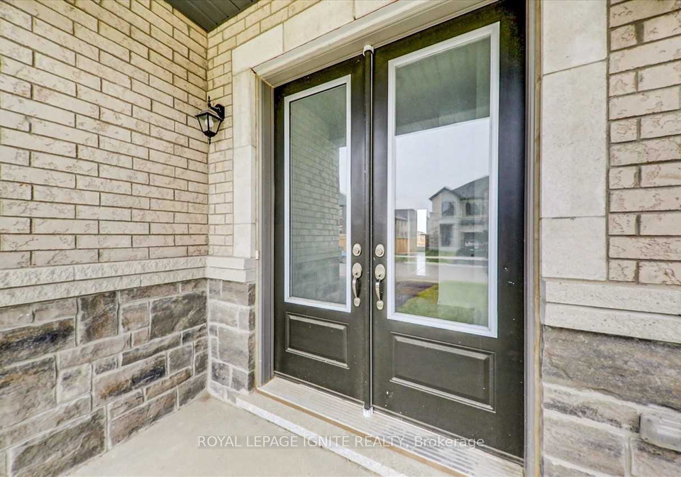 96-closson-drive-whitby-ontario-e12297496