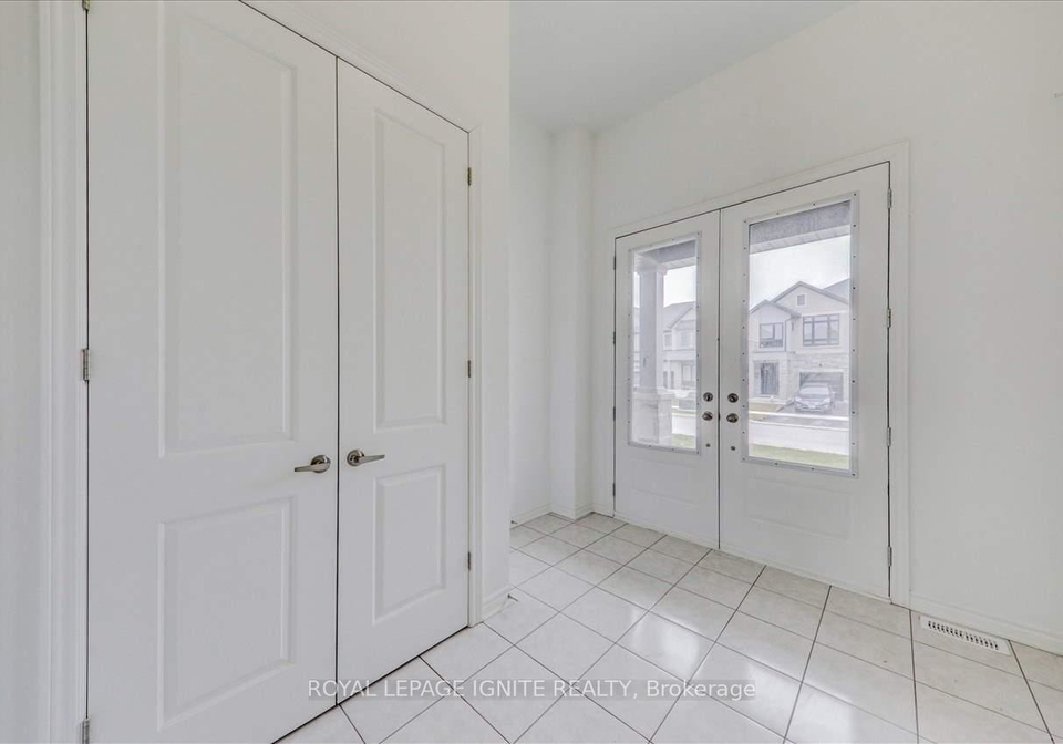 96-closson-drive-whitby-ontario-e12297496