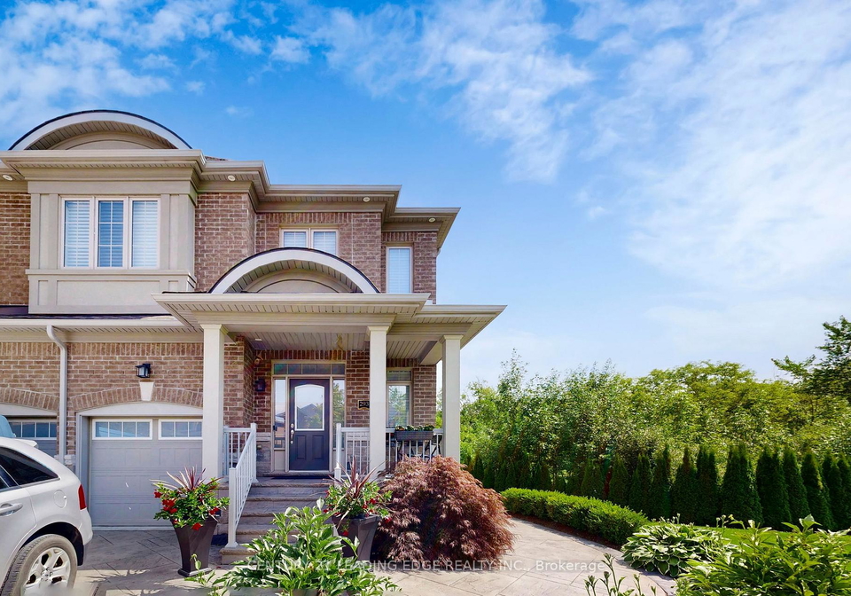 293-shadow-place-pickering-ontario-e12297497