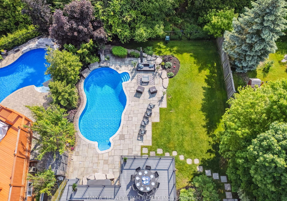 17-covington-drive-whitby-ontario-e12297567