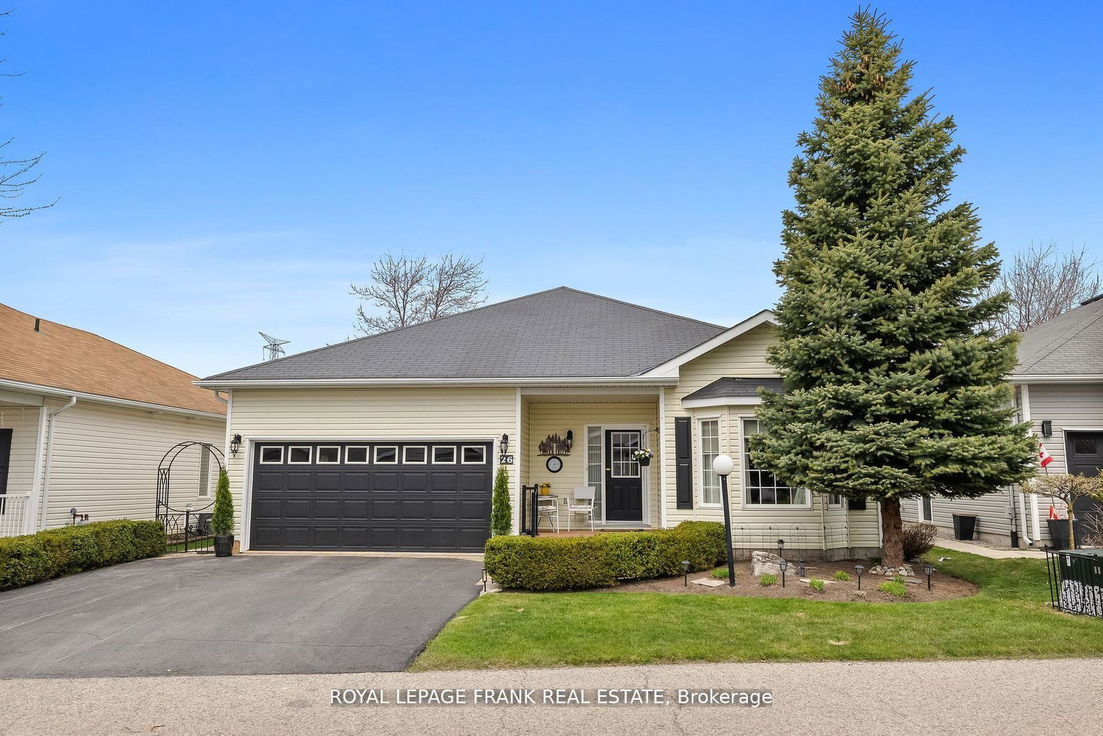 26-kissingbridge-lane-clarington-ontario-e12297703