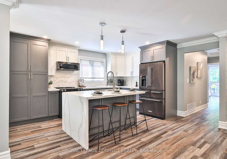 81-renfield-crescent-whitby-ontario-e12298130
