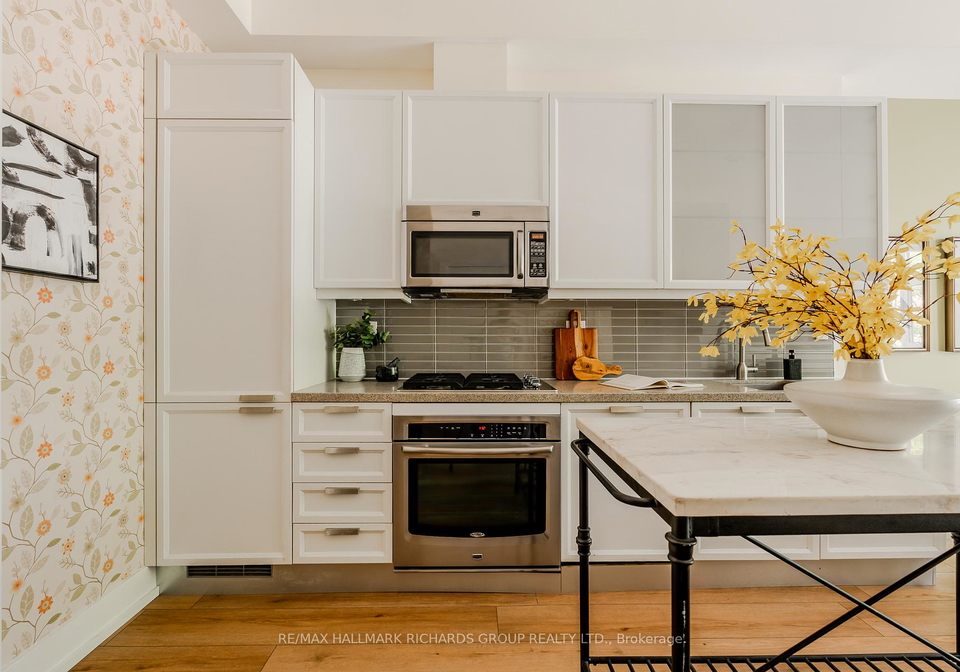 66-kippendavie-avenue-toronto-ontario-e12298458