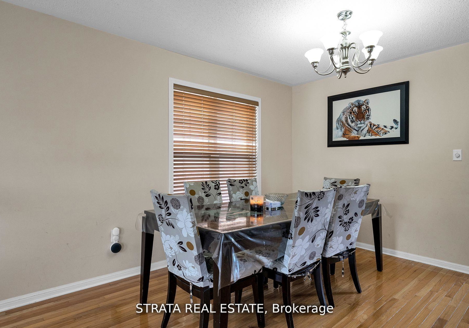 41-muskox-drive-scarborough-ontario-e12299077