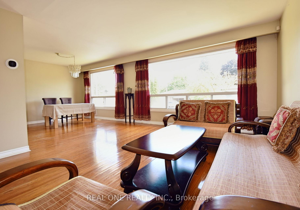 52-greendowns-drive-scarborough-ontario-e12299107