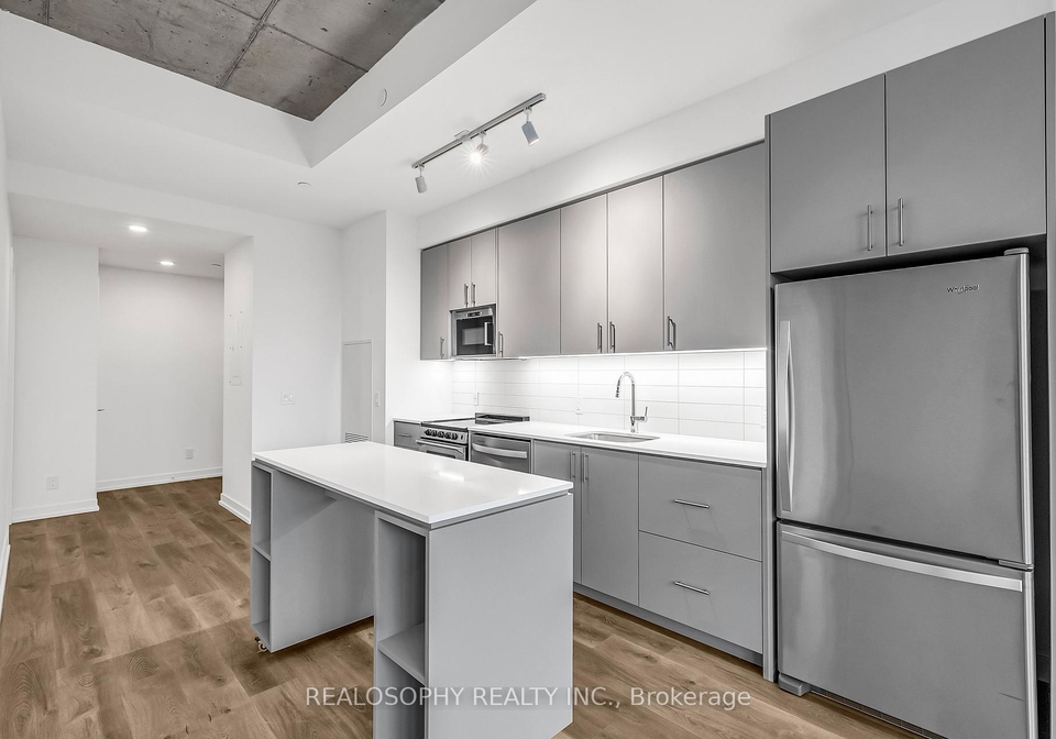 115-larchmount-avenue-toronto-ontario-e12299675