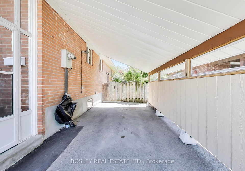47-dearham-wood-scarborough-ontario-e12300007