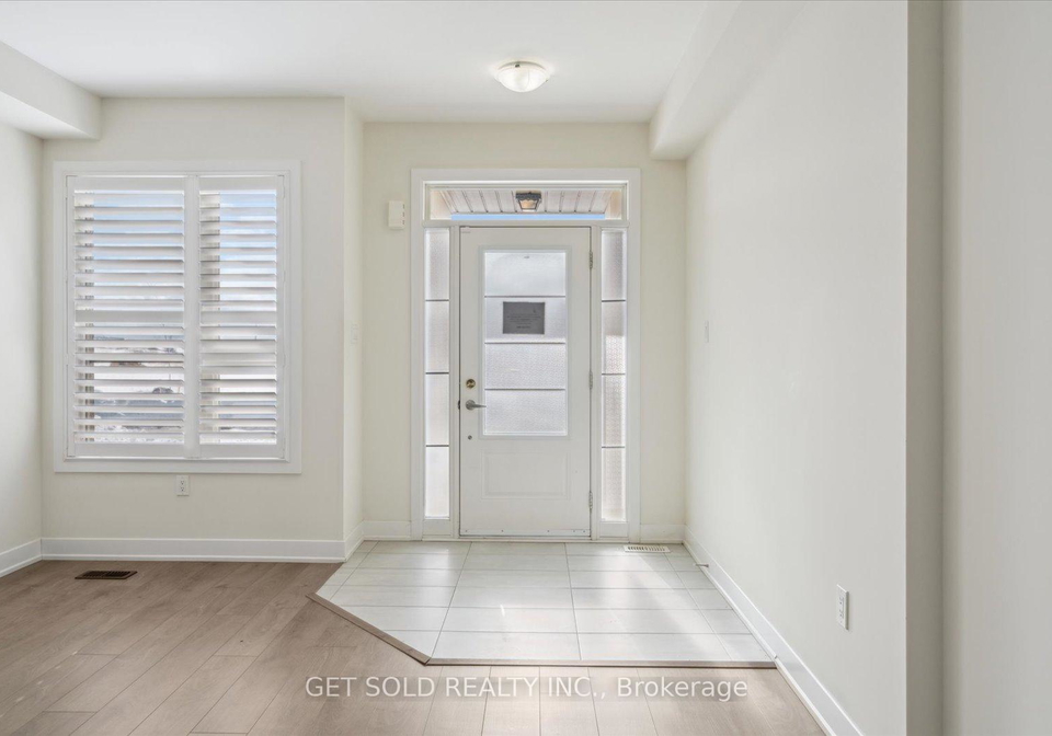 144-vanier-street-whitby-ontario-e12300028