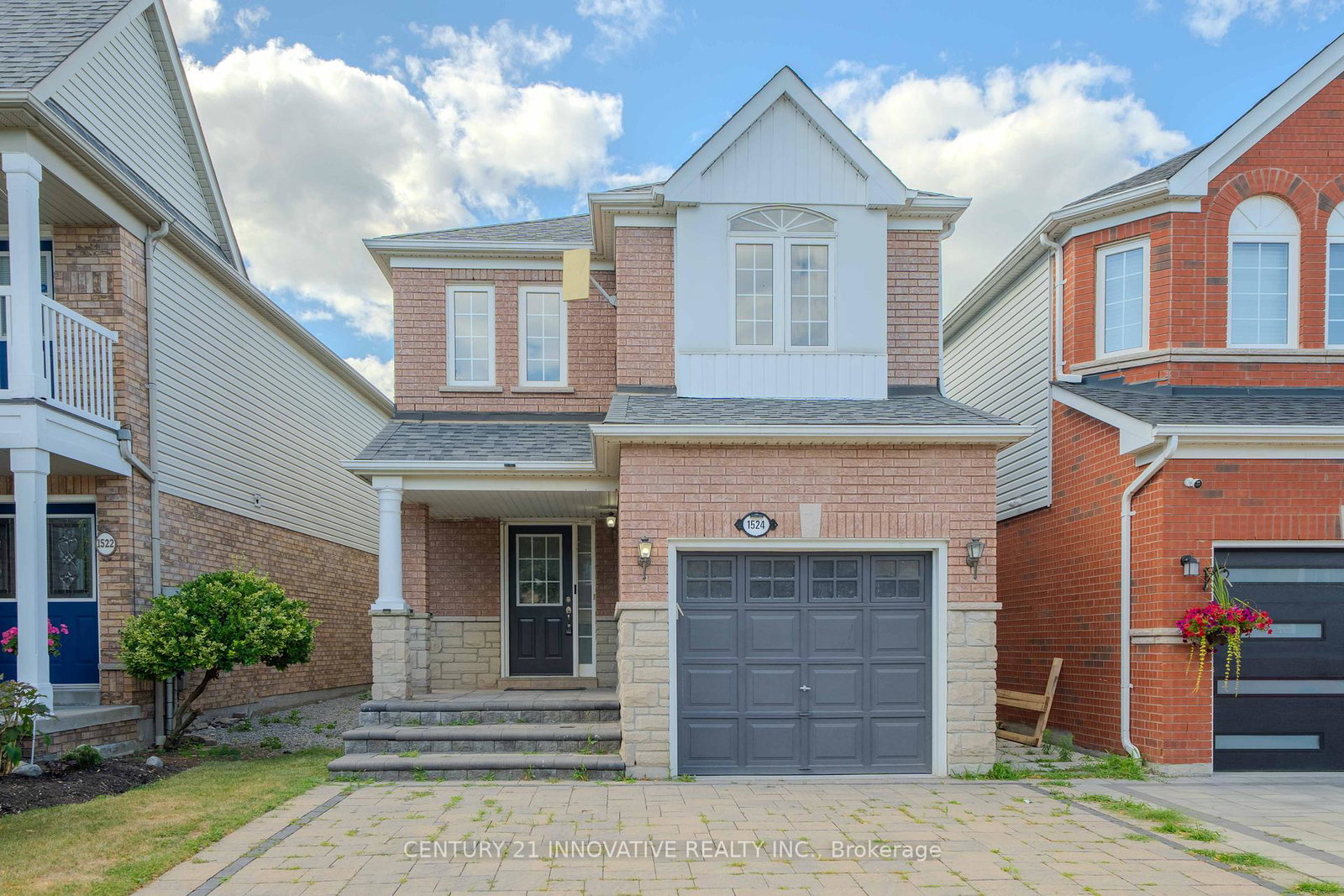 1524-avonmore-square-pickering-ontario-e12300049