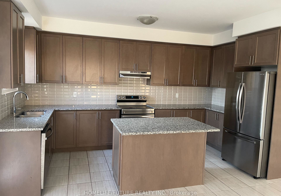 106-wamsley-crescent-clarington-ontario-e12300159