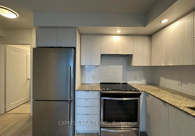 225-village-green-square-scarborough-ontario-e12300279