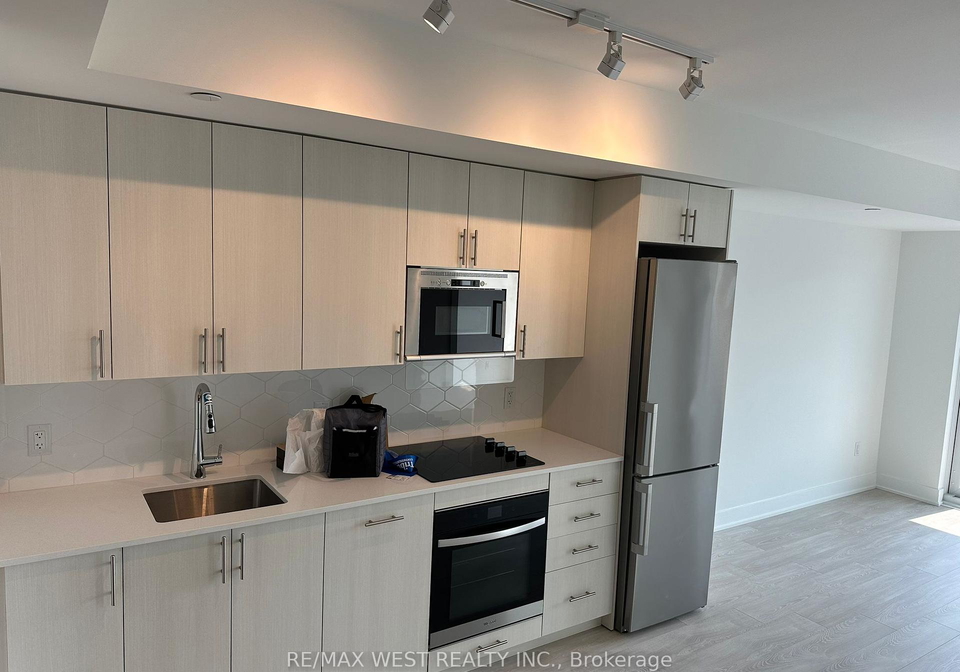 2545-simcoe-street-n-n-oshawa-ontario-e12300886