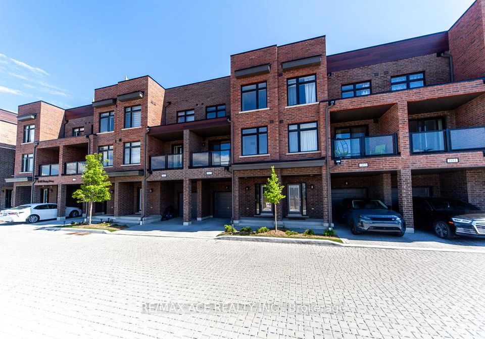 1865-parkway-pickering-ontario-e12300895
