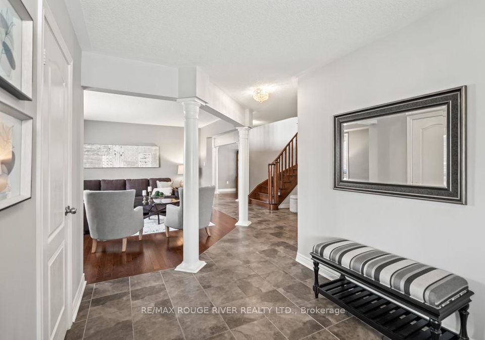 1366-harlstone-crescent-oshawa-ontario-e12300906