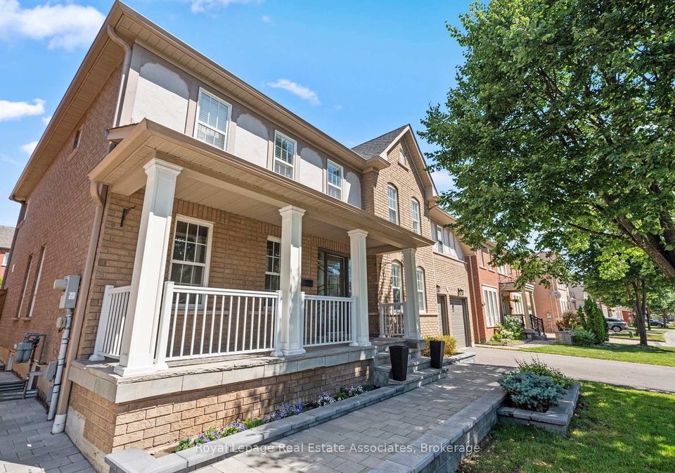 10-westacott-crescent-ajax-ontario-e12302050