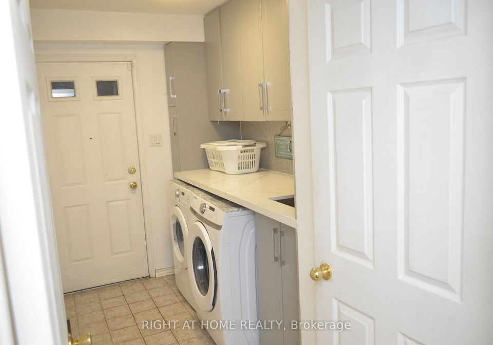 4-rovinelli-road-scarborough-ontario-e12302668