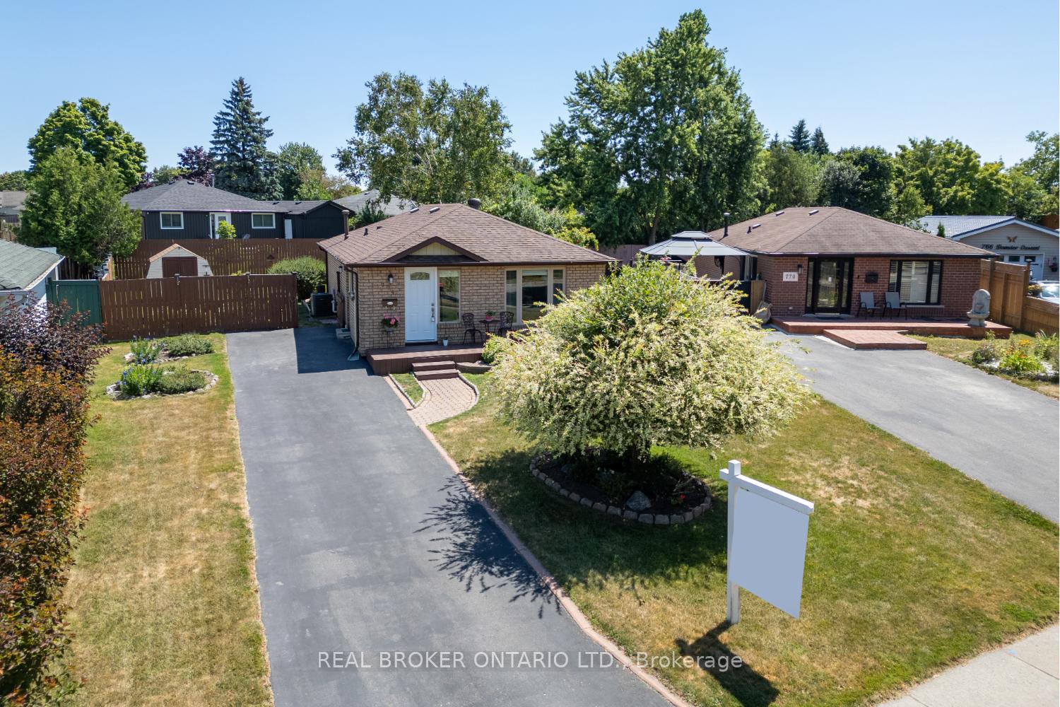 774-downview-crescent-oshawa-ontario-e12303136