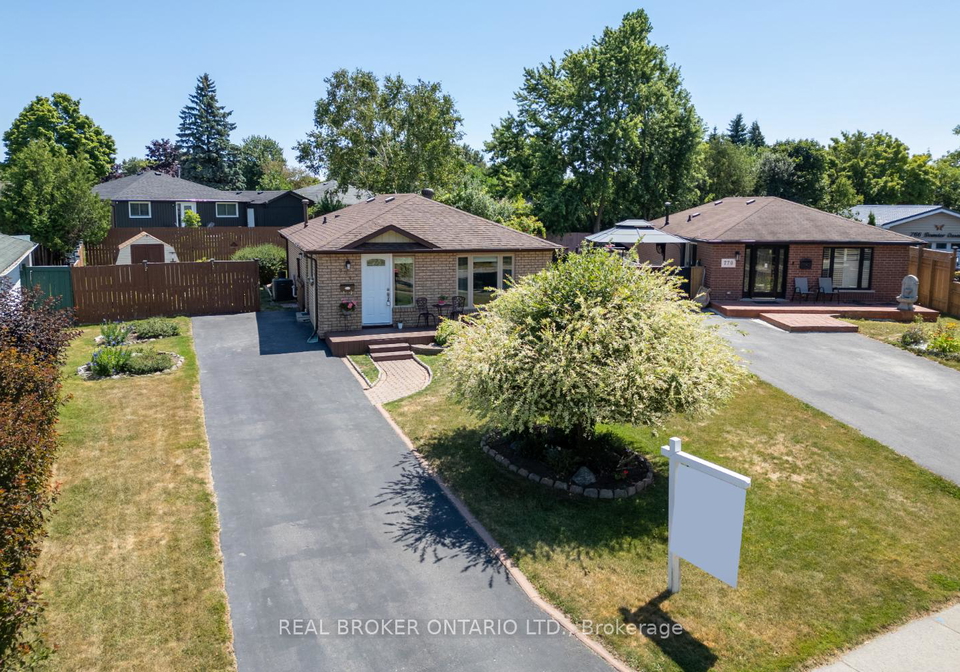 774-downview-crescent-oshawa-ontario-e12303136