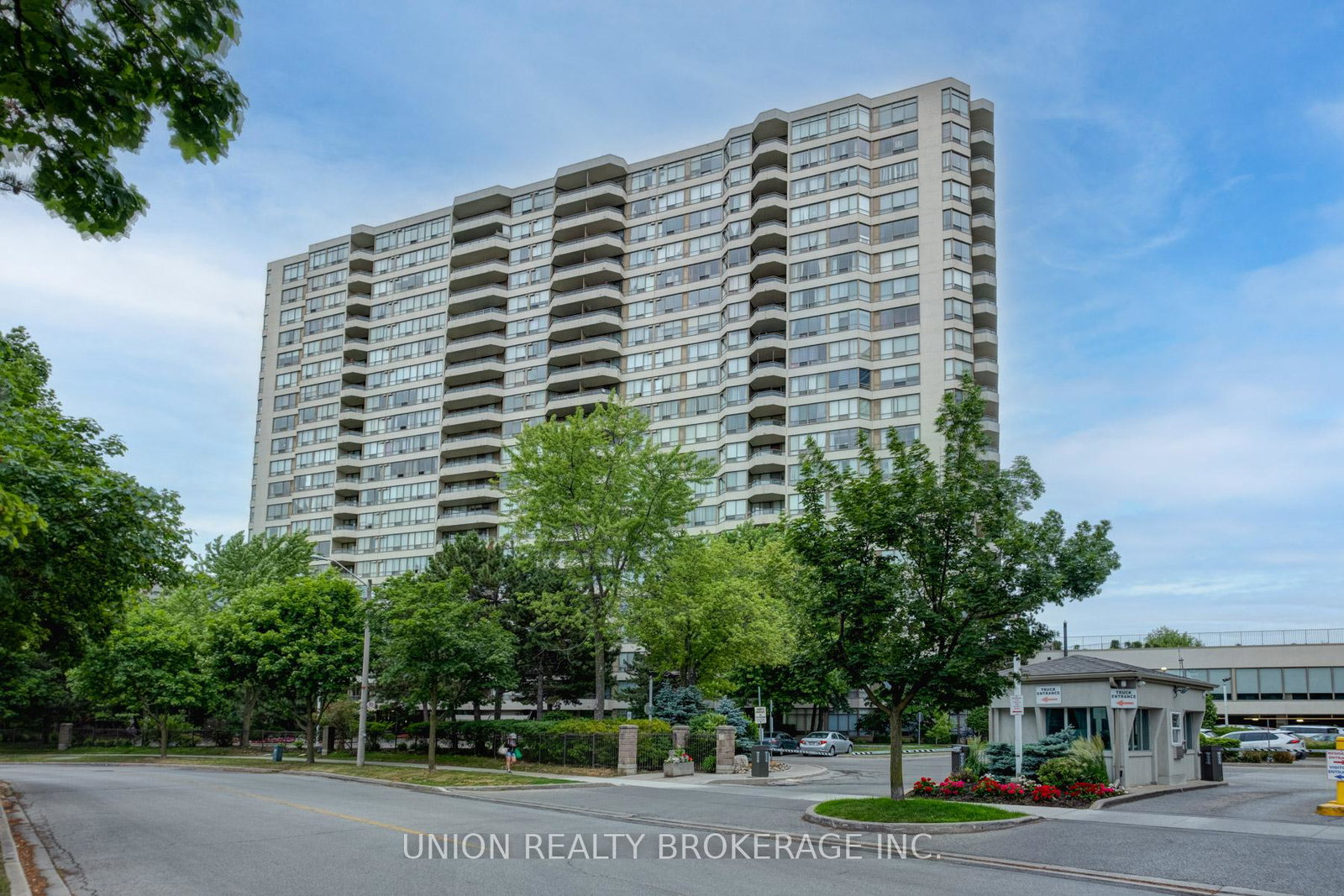 5-greystone-walk-drive-scarborough-ontario-e12303151