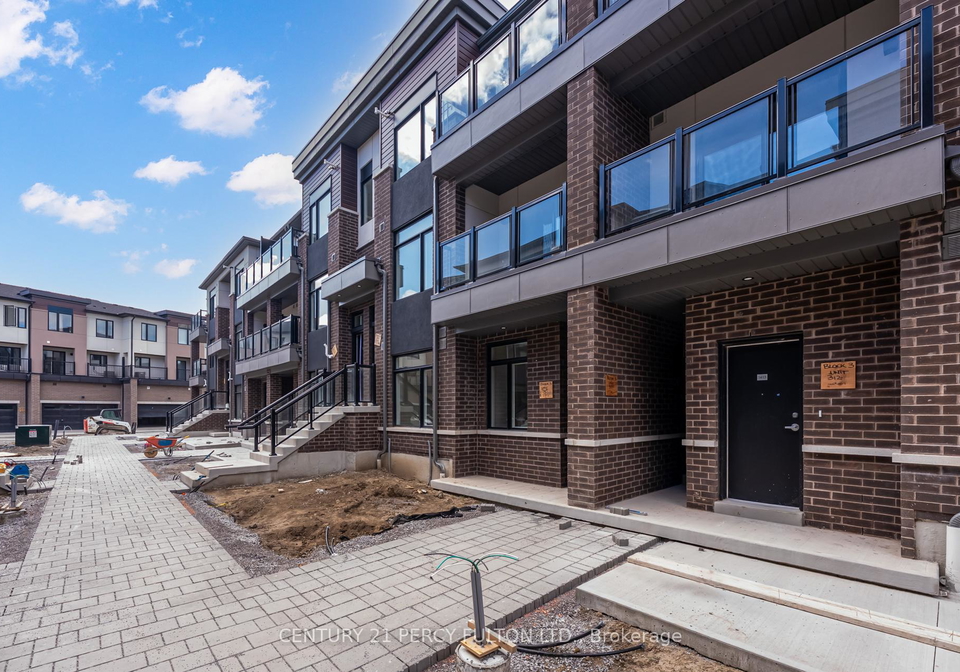 1695-dersan-street-pickering-ontario-e12303546