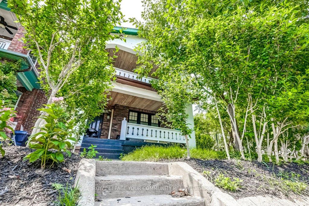 4wineva-avenue-toronto-ontario-e12303768