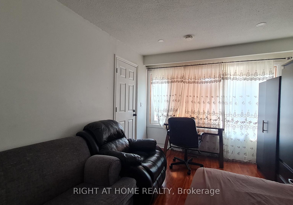 55-littleleaf-drive-scarborough-ontario-e12303918
