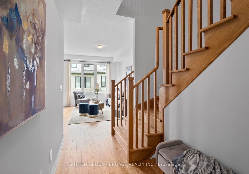 16-sorbara-way-whitby-ontario-e12304544