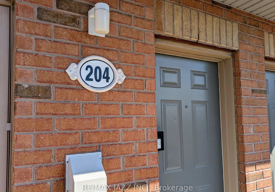 760-king-street-e-e-oshawa-ontario-e12304554