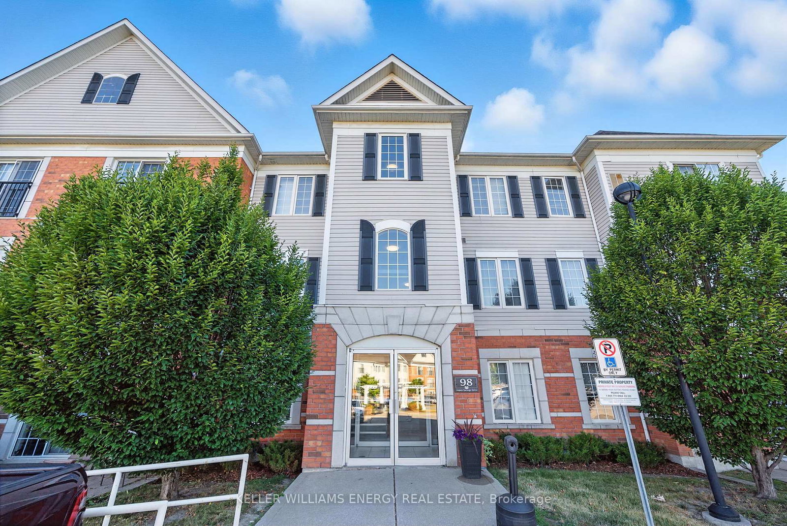98-aspen-spring-drive-clarington-ontario-e12304697