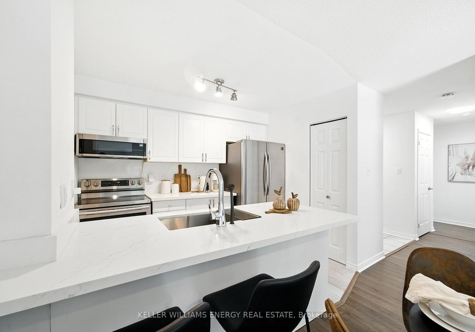 98-aspen-spring-drive-clarington-ontario-e12304697
