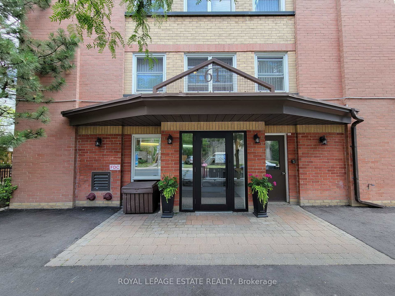 61-main-street-toronto-ontario-e12305108