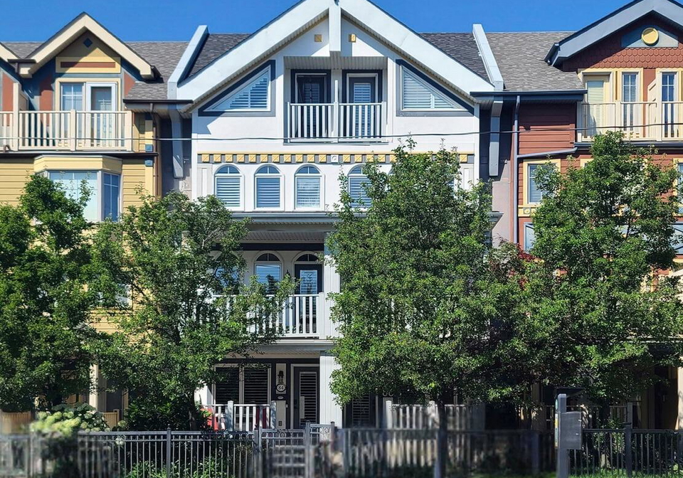 86-woodbine-avenue-toronto-ontario-e12305841