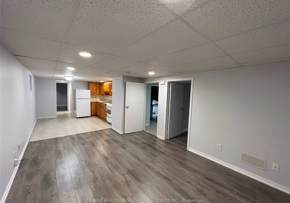 947-oklahoma-drive-pickering-ontario-e12305967