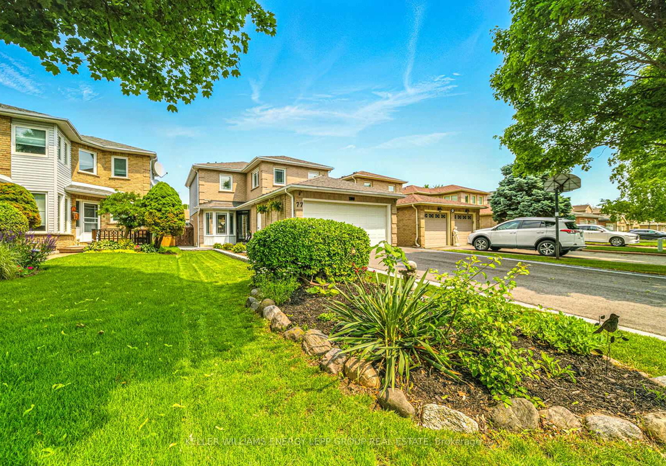 77-hemingford-place-whitby-ontario-e12306895