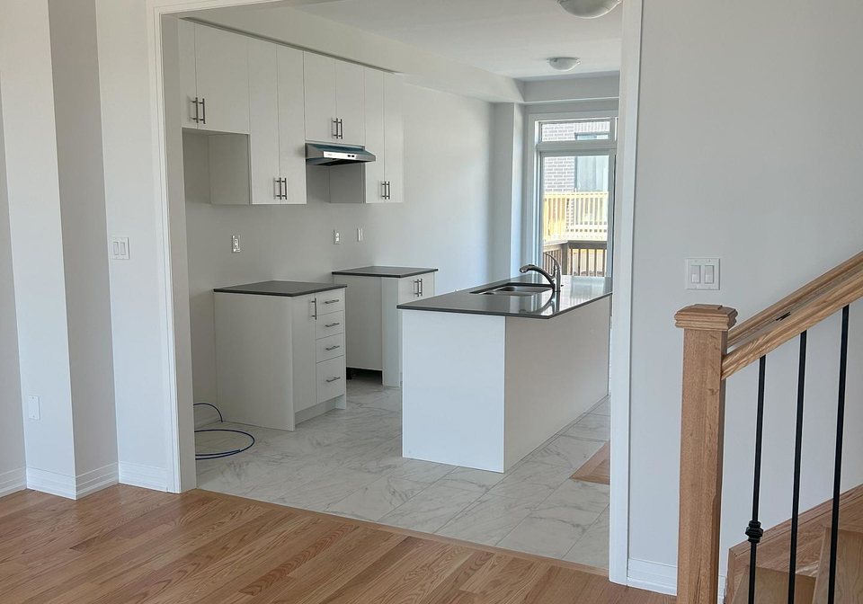 1042-valhalla-terrace-pickering-ontario-e12306944