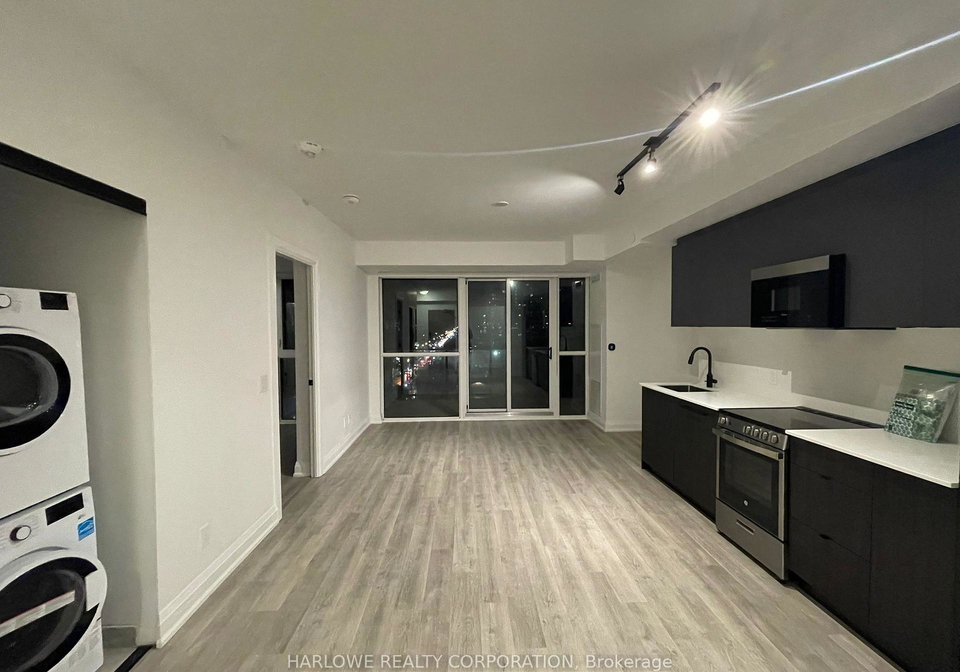 2359-danforth-avenue-toronto-ontario-e12307152