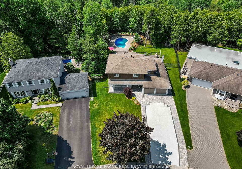 251-sherwood-court-oshawa-ontario-e12307230