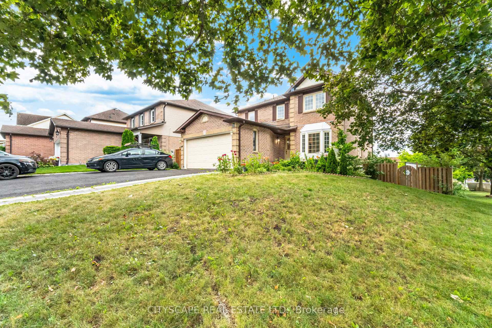 12-coomer-crescent-ajax-ontario-e12307468