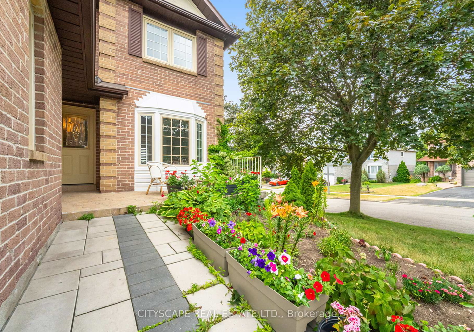 12-coomer-crescent-ajax-ontario-e12307468