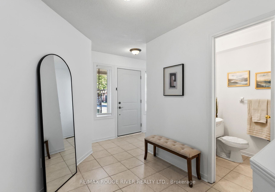 155-bourbon-place-whitby-ontario-e12307535