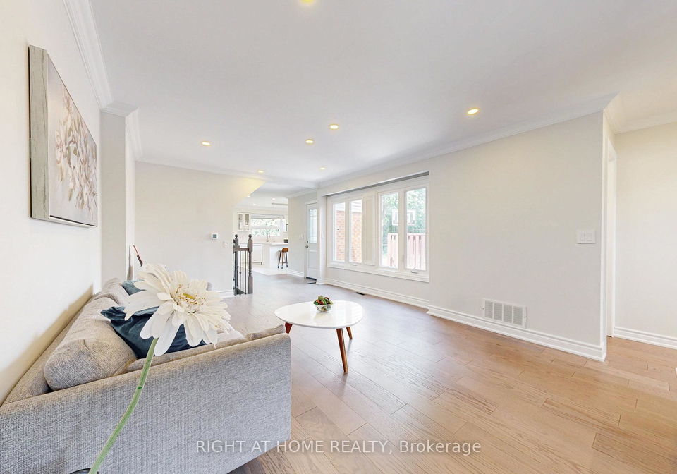 14-springhouse-square-scarborough-ontario-e12308663