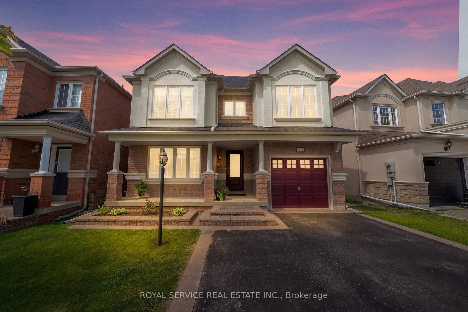 26-batt-crescent-ajax-ontario-e12308848