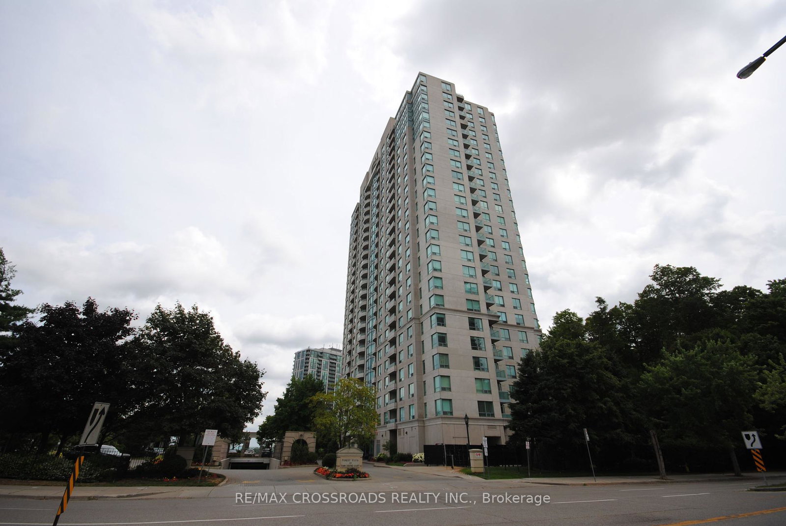 61-town-centre-court-scarborough-ontario-e12309440