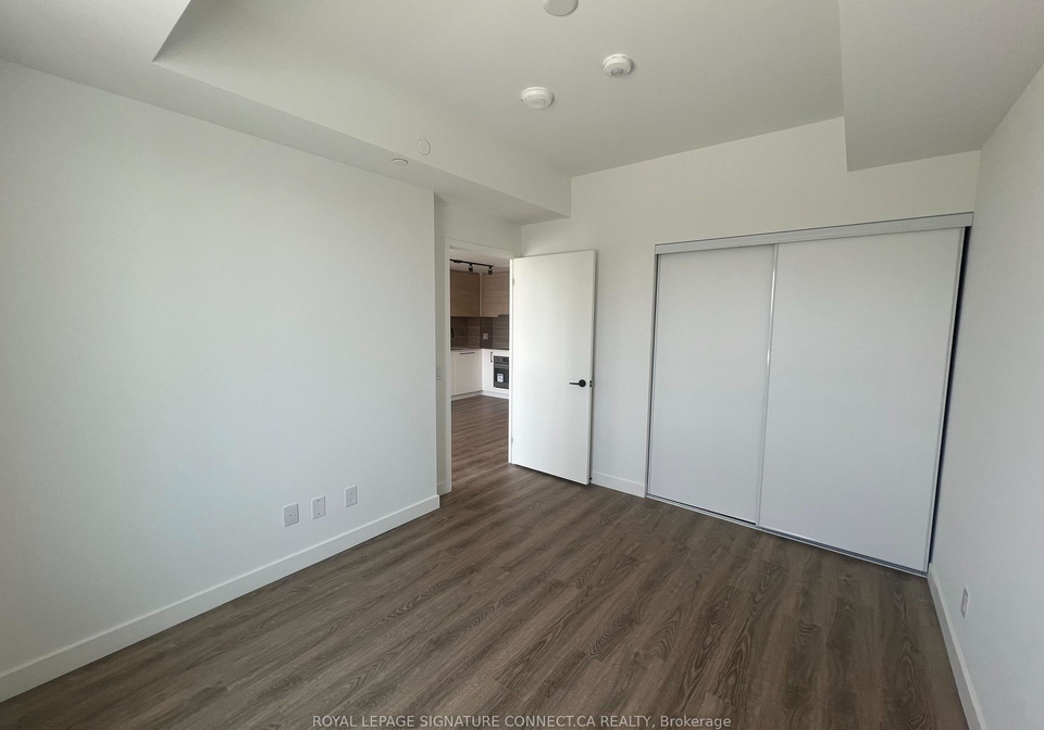1050-eastern-avenue-toronto-ontario-e12309754