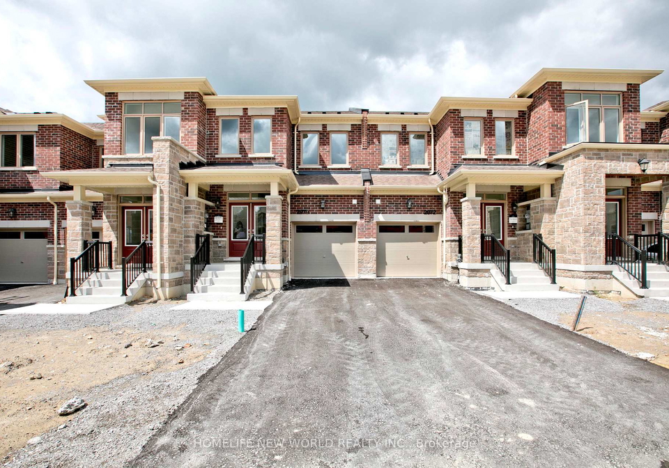 2970-gatestone-path-na-pickering-ontario-e12310174