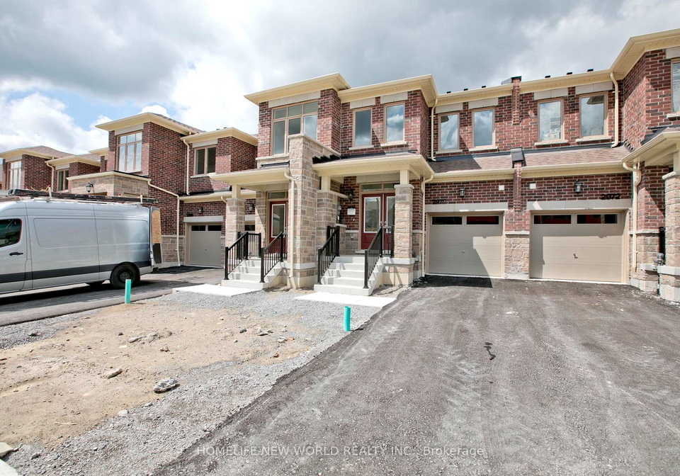 2970-gatestone-path-na-pickering-ontario-e12310174