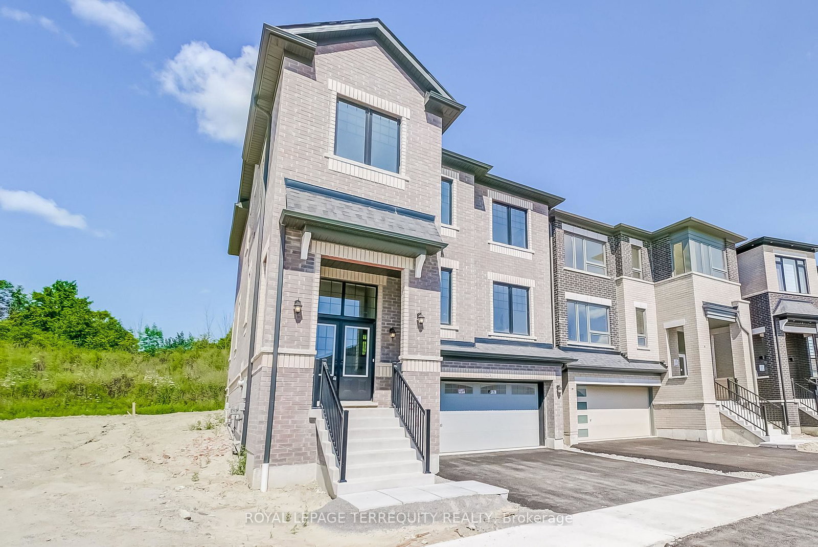 1224-talisman-manor-pickering-ontario-e12310726