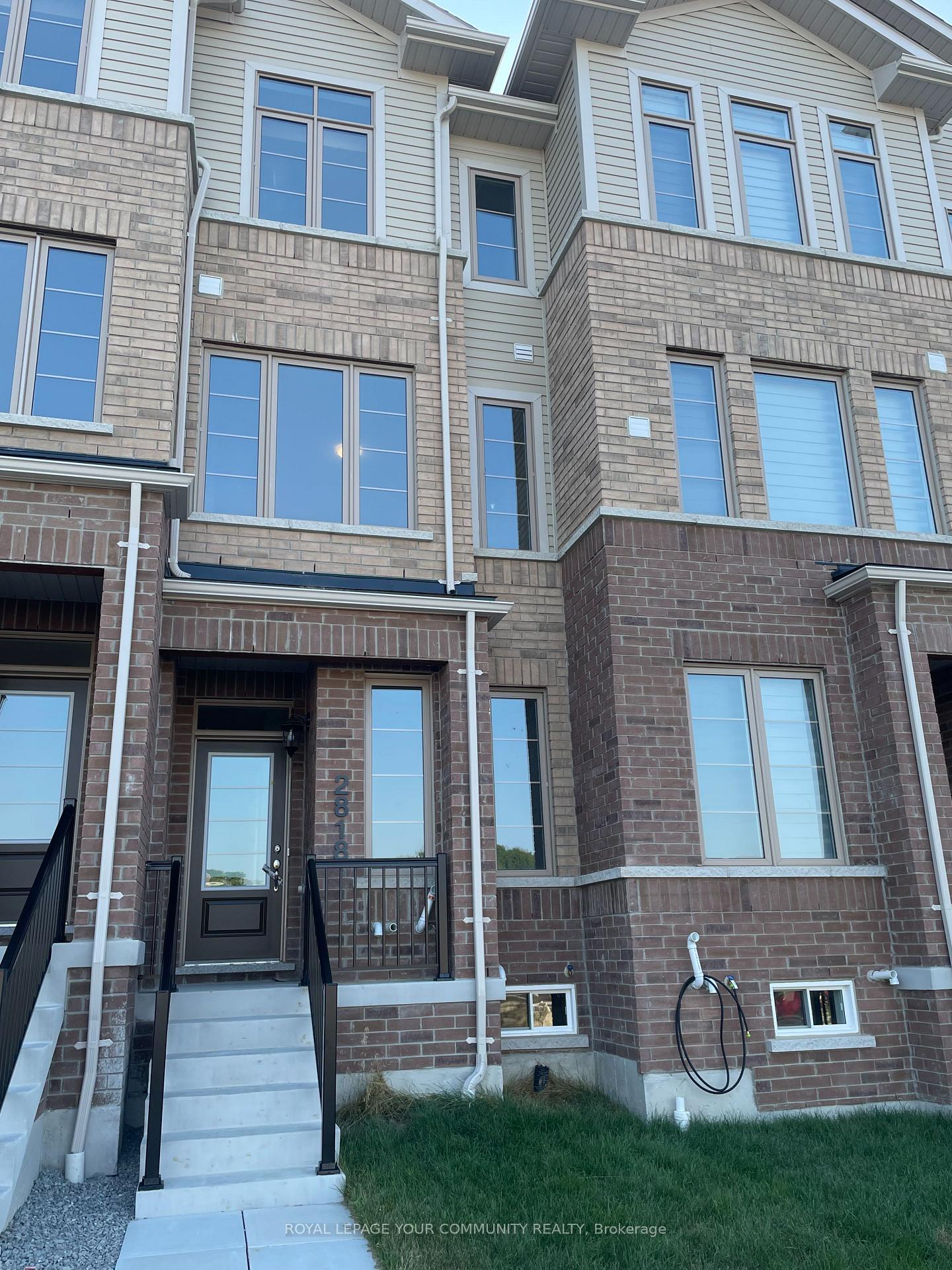 2818-tippett-mews-pickering-ontario-e12310900