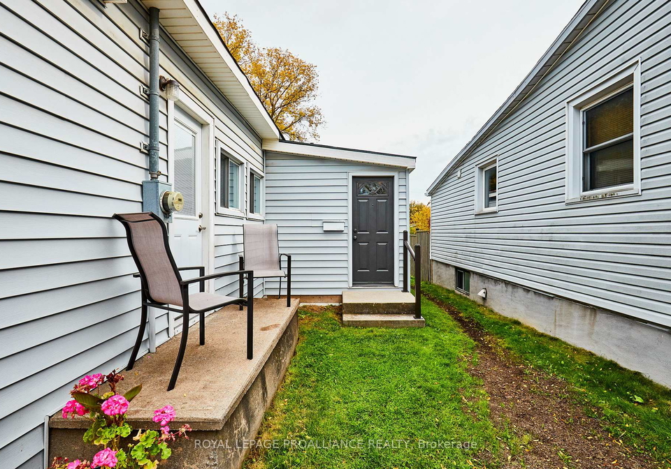 89-cromwell-avenue-oshawa-ontario-e12311428